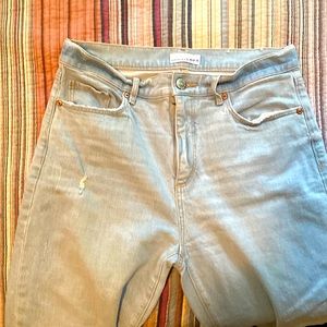 Beautiful new light wash Loft Jeans. Size 28/6.